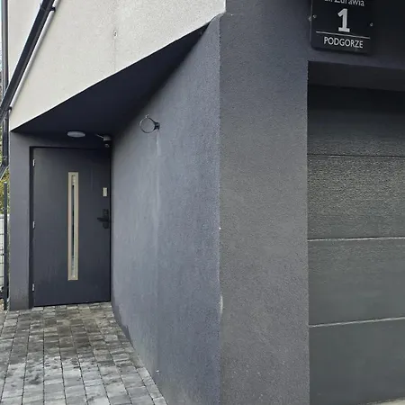 Zurawia 1- Pietro 2 アパート *