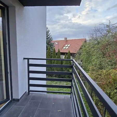 Zurawia 1- Pietro 2 *