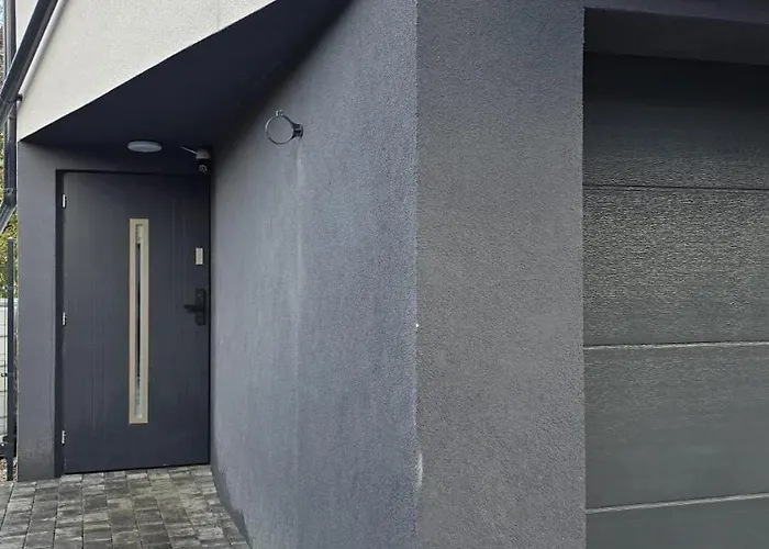 Zurawia 1- Pietro 2 公寓 *