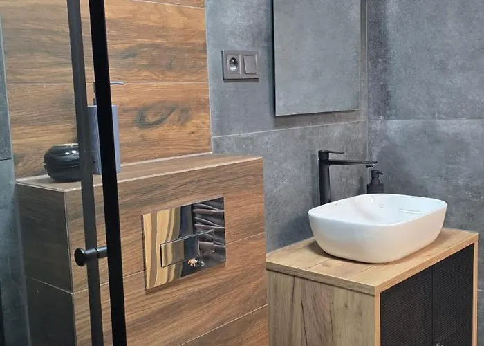 Zurawia 1- Pietro 2 公寓 *