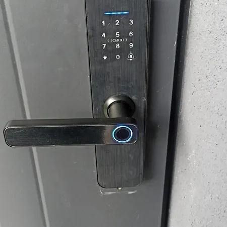 Zurawia 1- Pietro 2 קרקוב